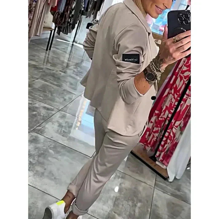 Vendula™ | Elegantní dvoudílný set s blazerem a jogger kalhotami